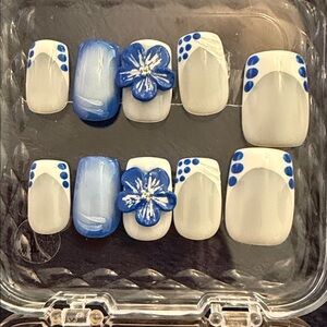 Blue and White Floral Press-On Nails